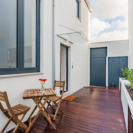 Maravilhoso Apartamento No Centro Do C 1 *