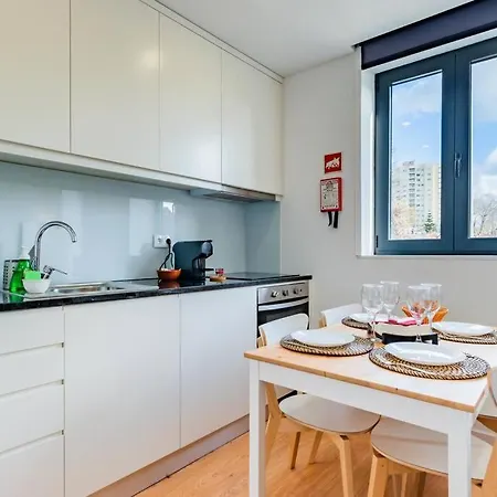 Maravilhoso Apartamento No Centro Do C 1 *
